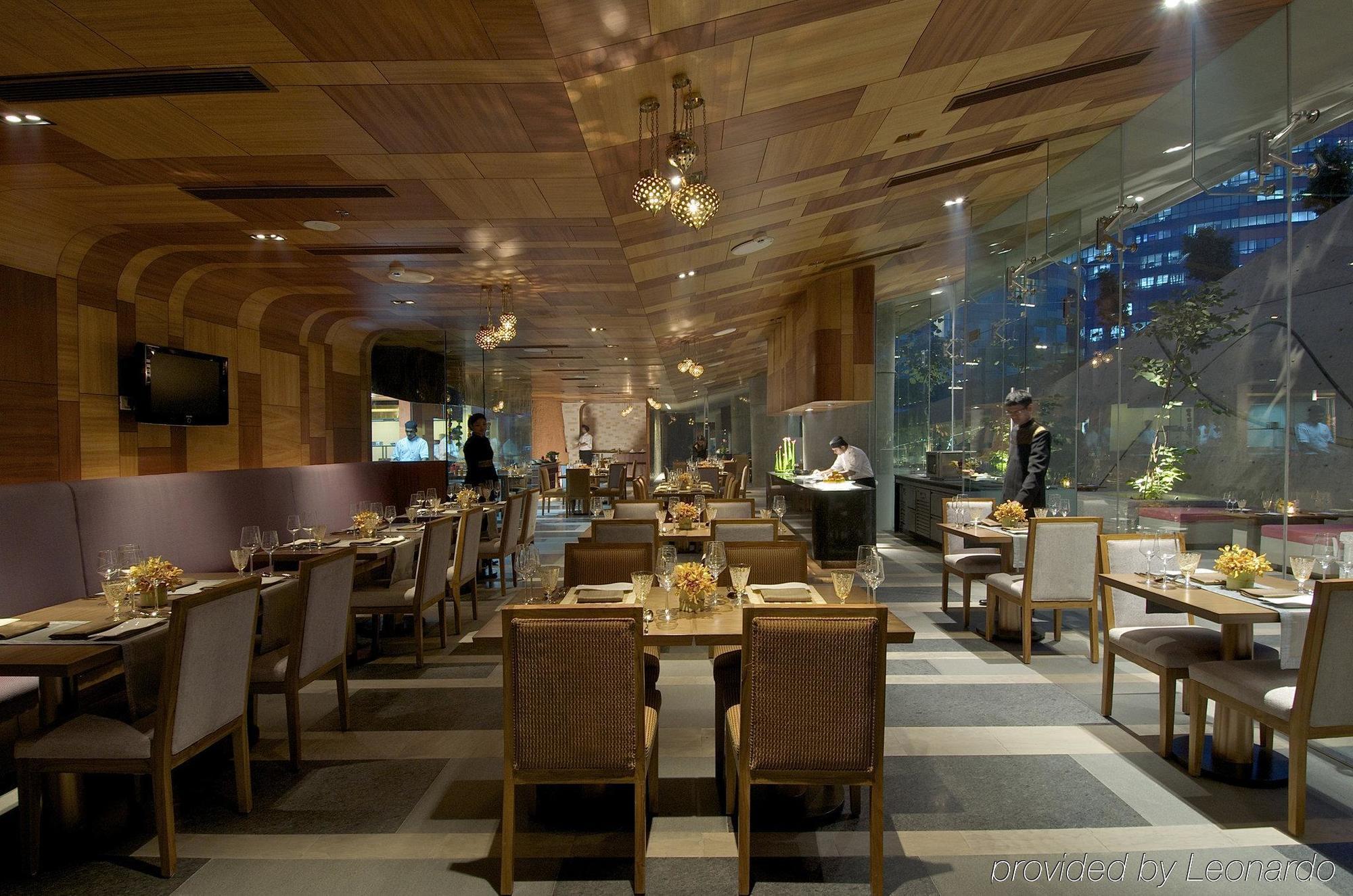 Vivanta Bengaluru, Whitefield Étterem fotó